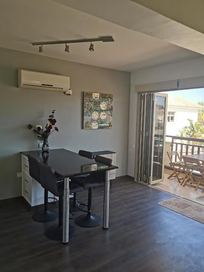 Sea View Cosy Apartment Protaras