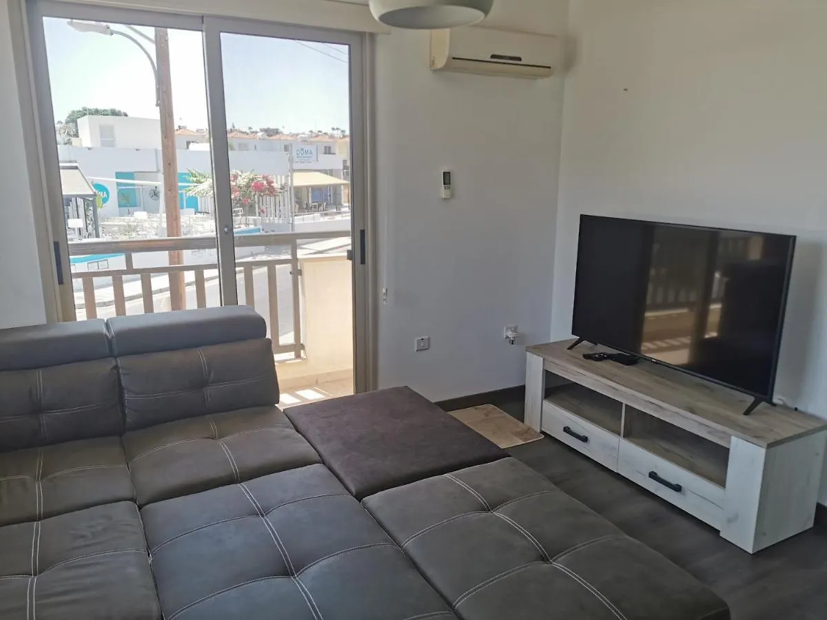 Sea View Cosy Apartment Protaras